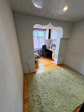 Satılır 3 otaqlı köhnə tikili 65 m²