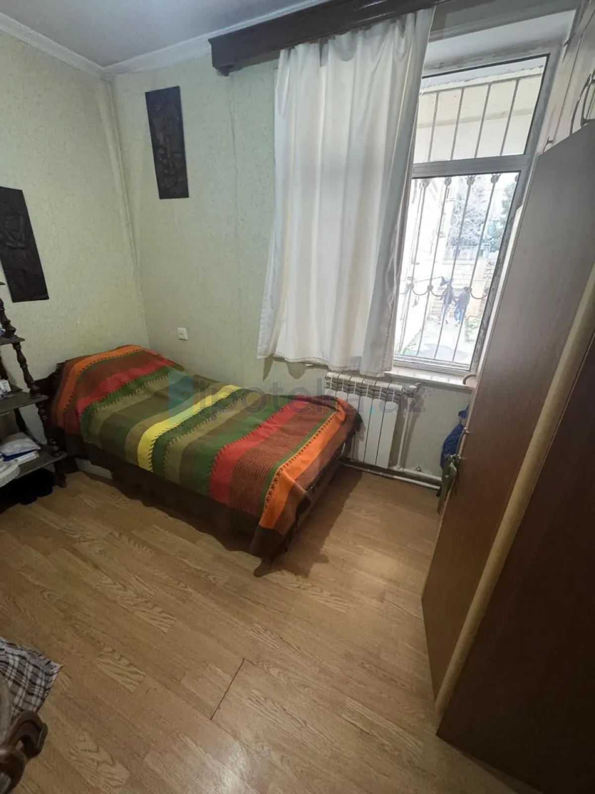 Satılır 1 otaqlı köhnə tikili 29 m²