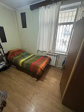 Satılır 1 otaqlı köhnə tikili 29 m²