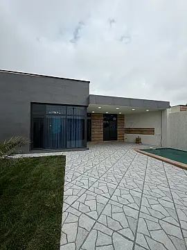 Satılır 4 otaqlı mənzil 140 m²