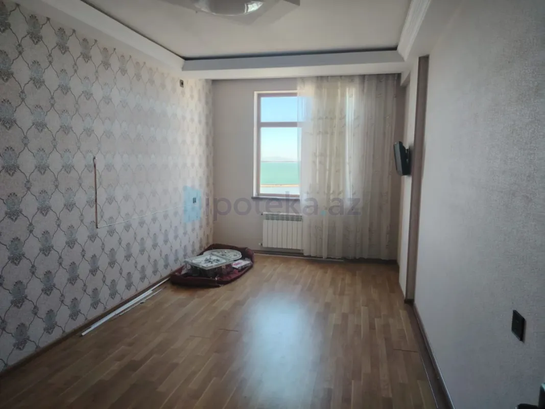 Satılır 2 otaqlı yeni tikili 70 m²