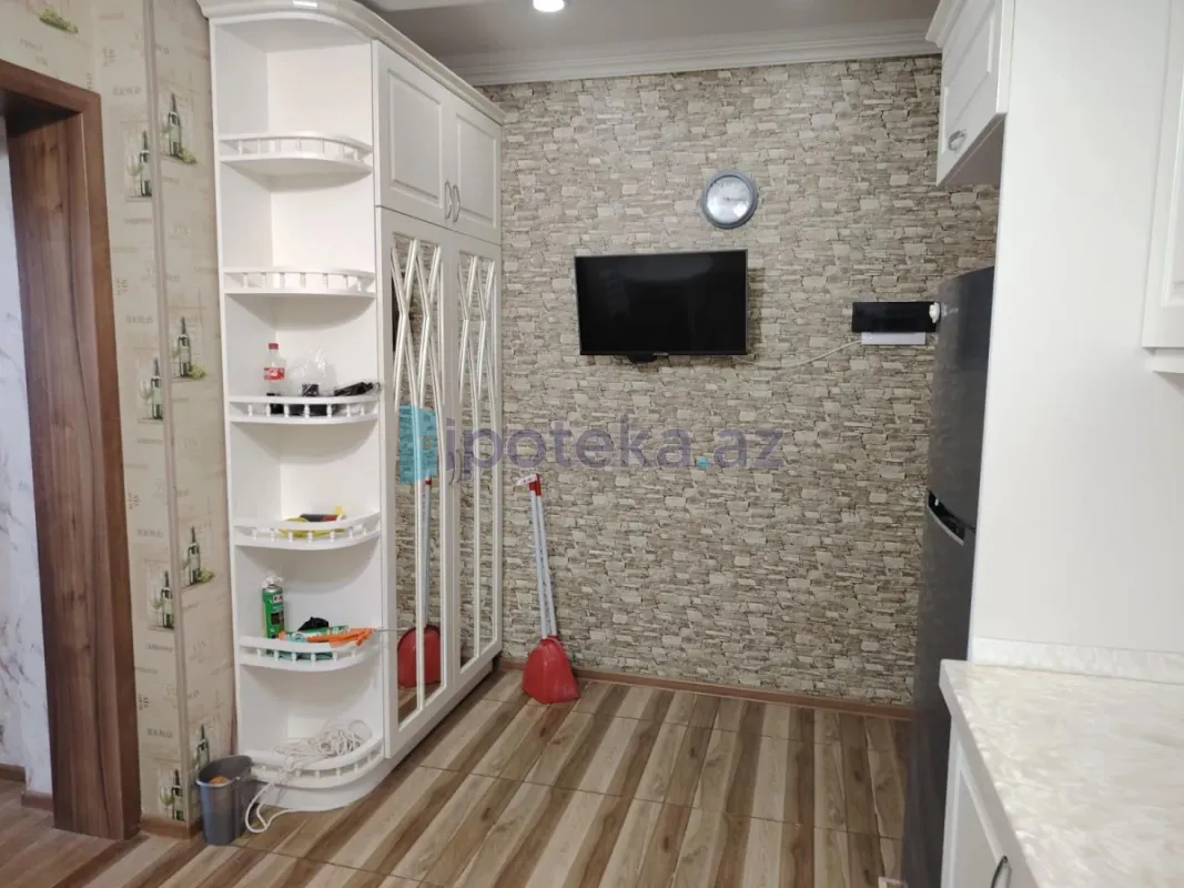 Satılır 2 otaqlı yeni tikili 70 m²