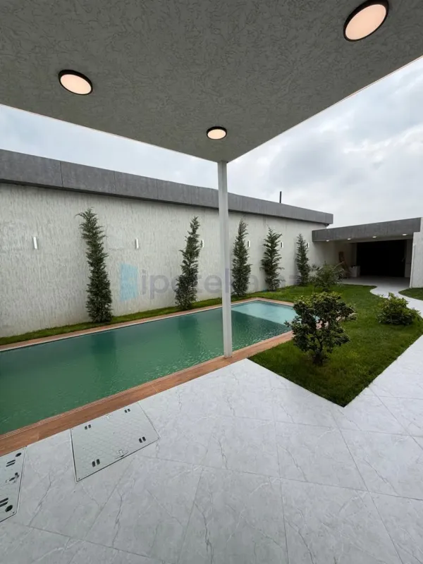 Satılır 4 otaqlı mənzil 150 m²