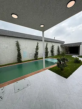 Satılır 4 otaqlı mənzil 150 m²