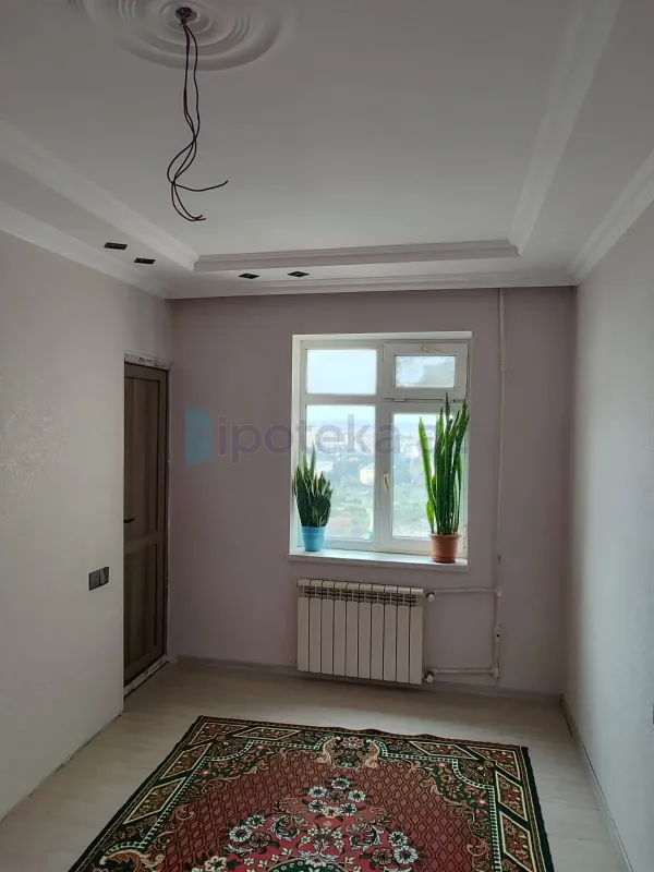 Satılır 4 otaqlı köhnə tikili 105 m²