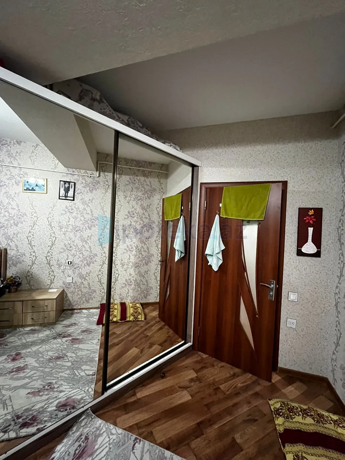 Satılır 2 otaqlı yeni tikili 72 m²