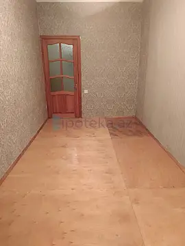 Satılır 2 otaqlı köhnə tikili 50 m²