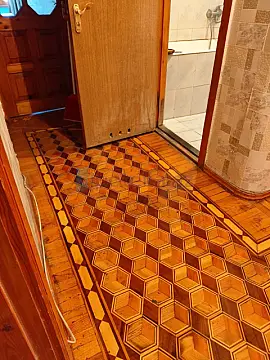 Satılır 4 otaqlı köhnə tikili 80 m²