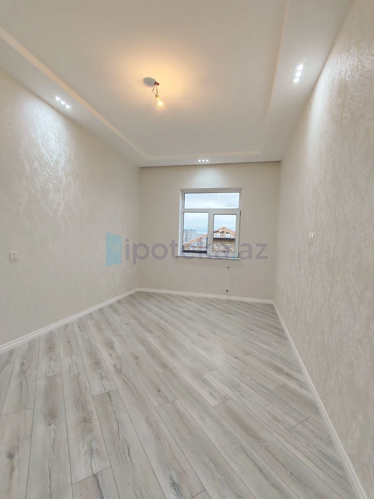 Satılır 2 otaqlı yeni tikili 66.22 m²