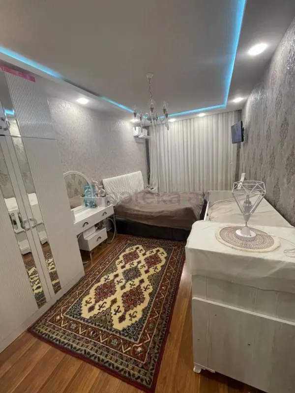 Satılır 3 otaqlı yeni tikili 86 m²