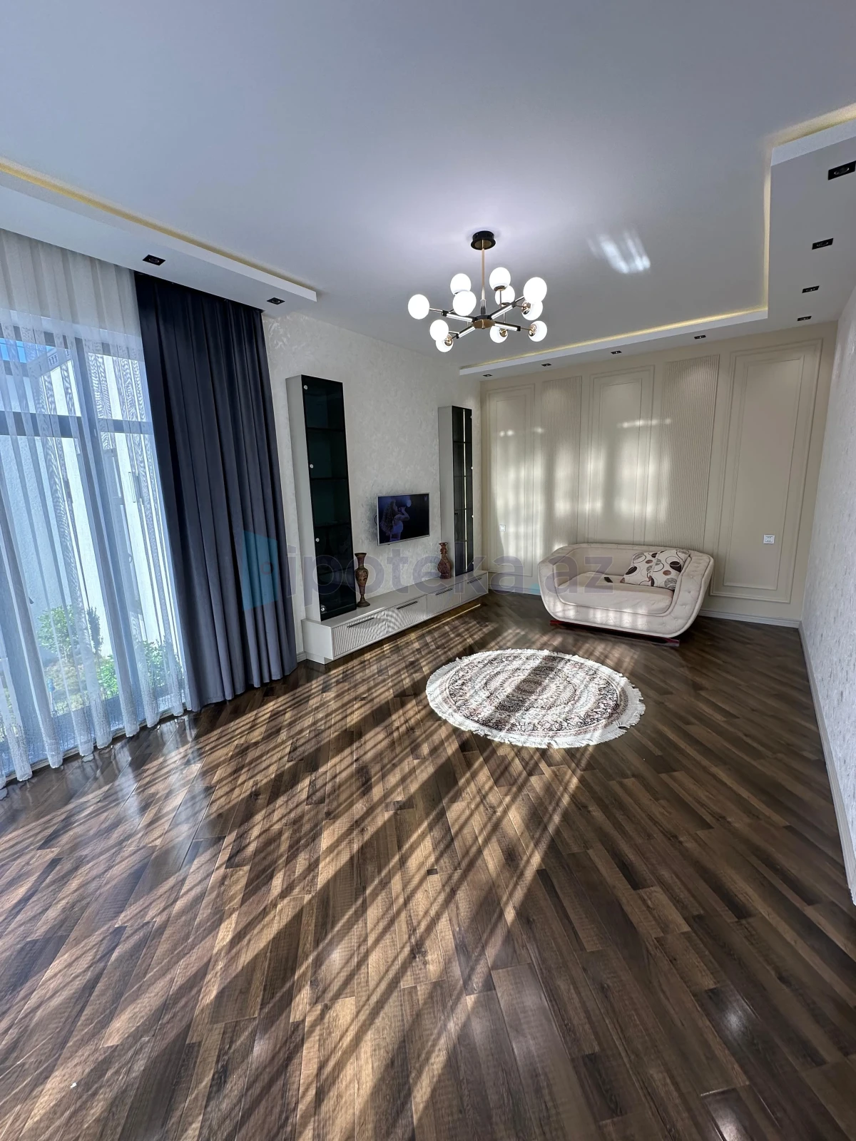 Satılır 6 otaqlı həyət evi 220 m²