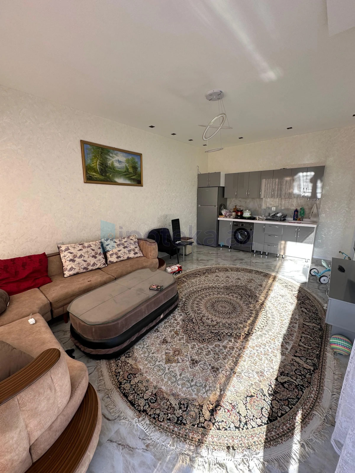Satılır 6 otaqlı həyət evi 220 m²