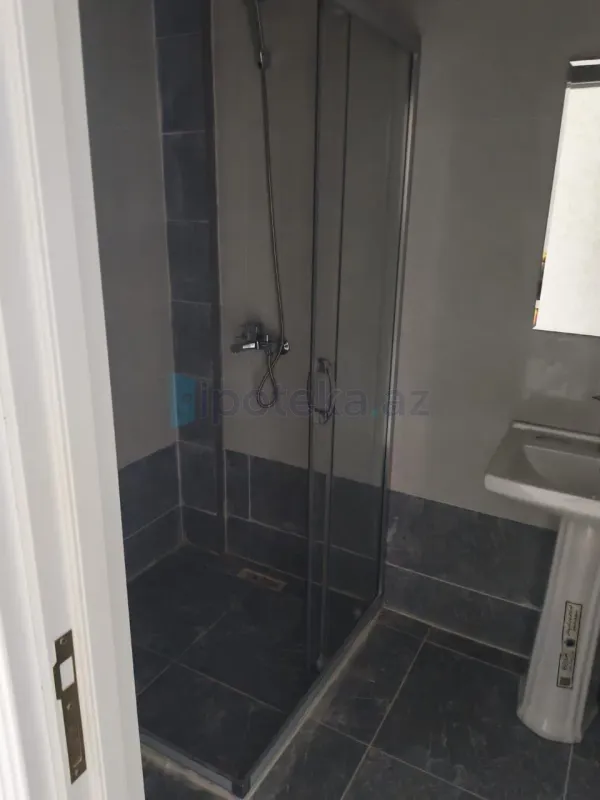 Satılır 2 otaqlı yeni tikili 57 m²