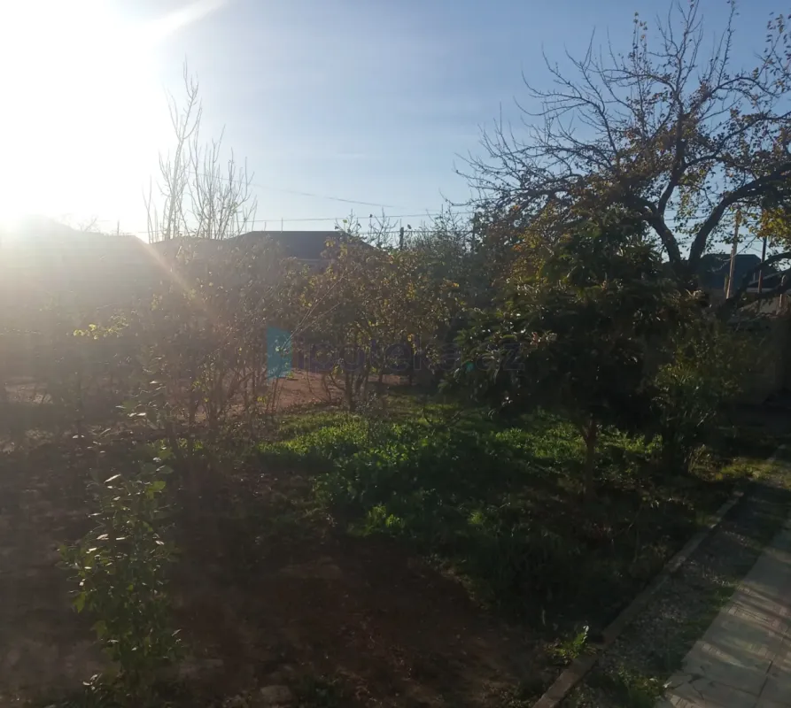 Satılır 3 otaqlı həyət evi 100 m²