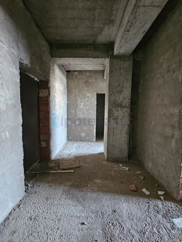 Satılır 2 otaqlı yeni tikili 84 m²