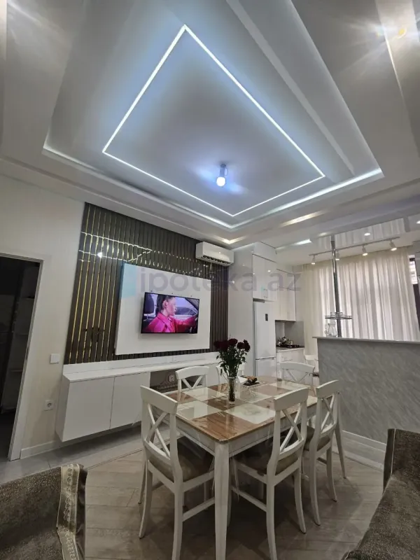 Satılır 2 otaqlı yeni tikili 60 m²