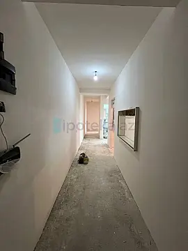 Satılır 2 otaqlı yeni tikili 82 m²