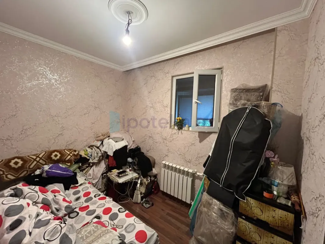 Satılır 3 otaqlı köhnə tikili 55 m²