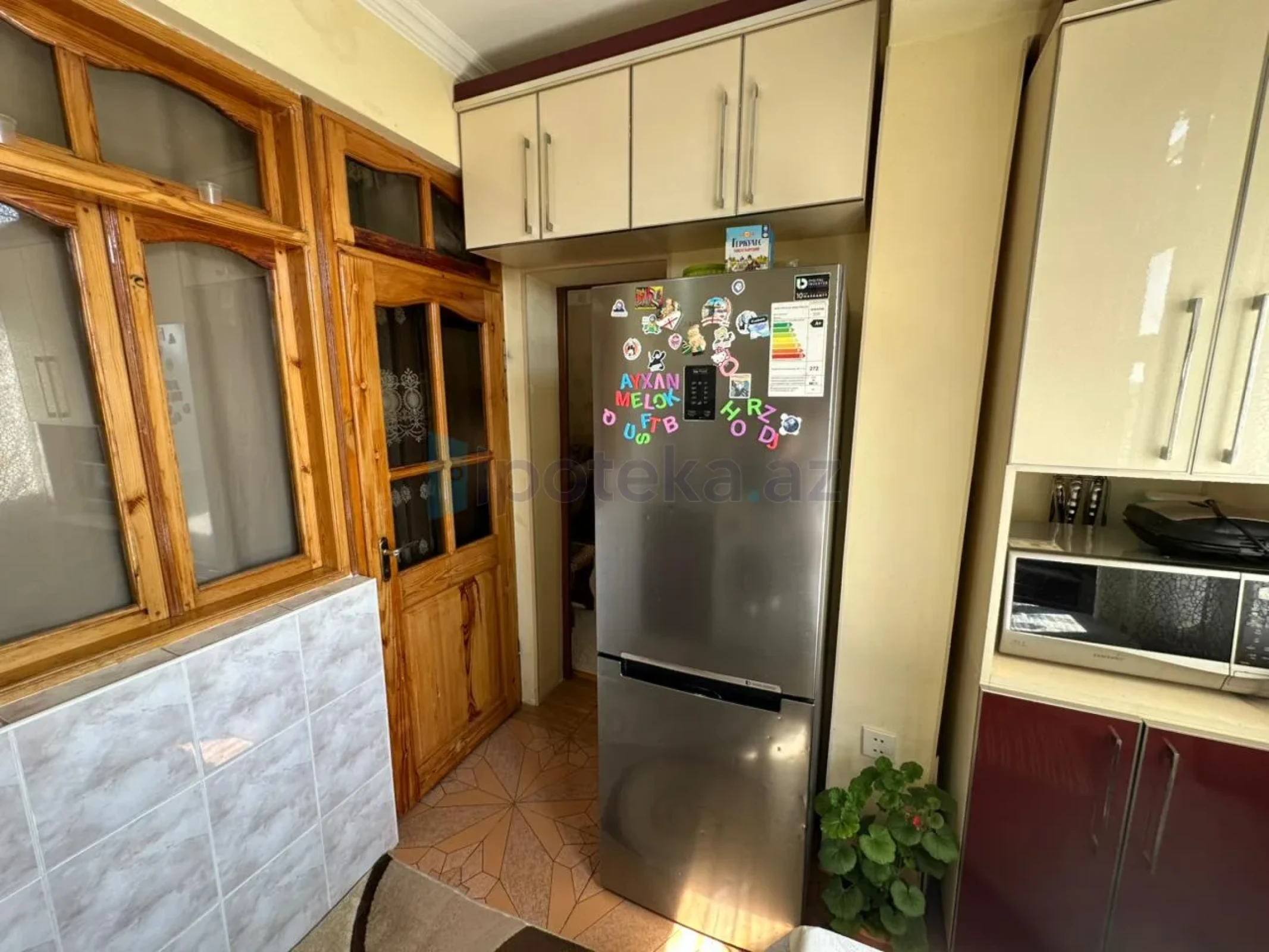 Satılır 3 otaqlı köhnə tikili 60 m²