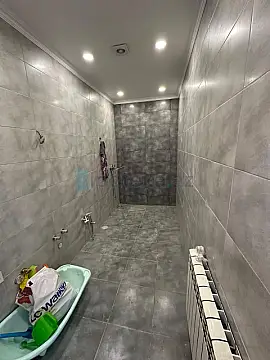 Satılır 4 otaqlı həyət evi 200 m²