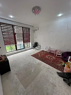 Satılır 4 otaqlı həyət evi 200 m²
