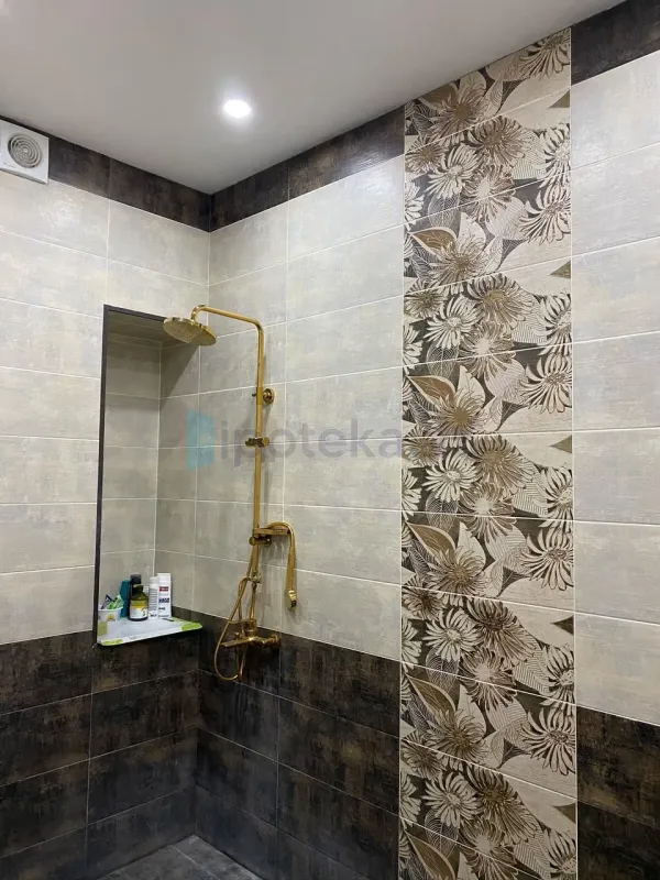 Satılır 3 otaqlı yeni tikili 110 m²