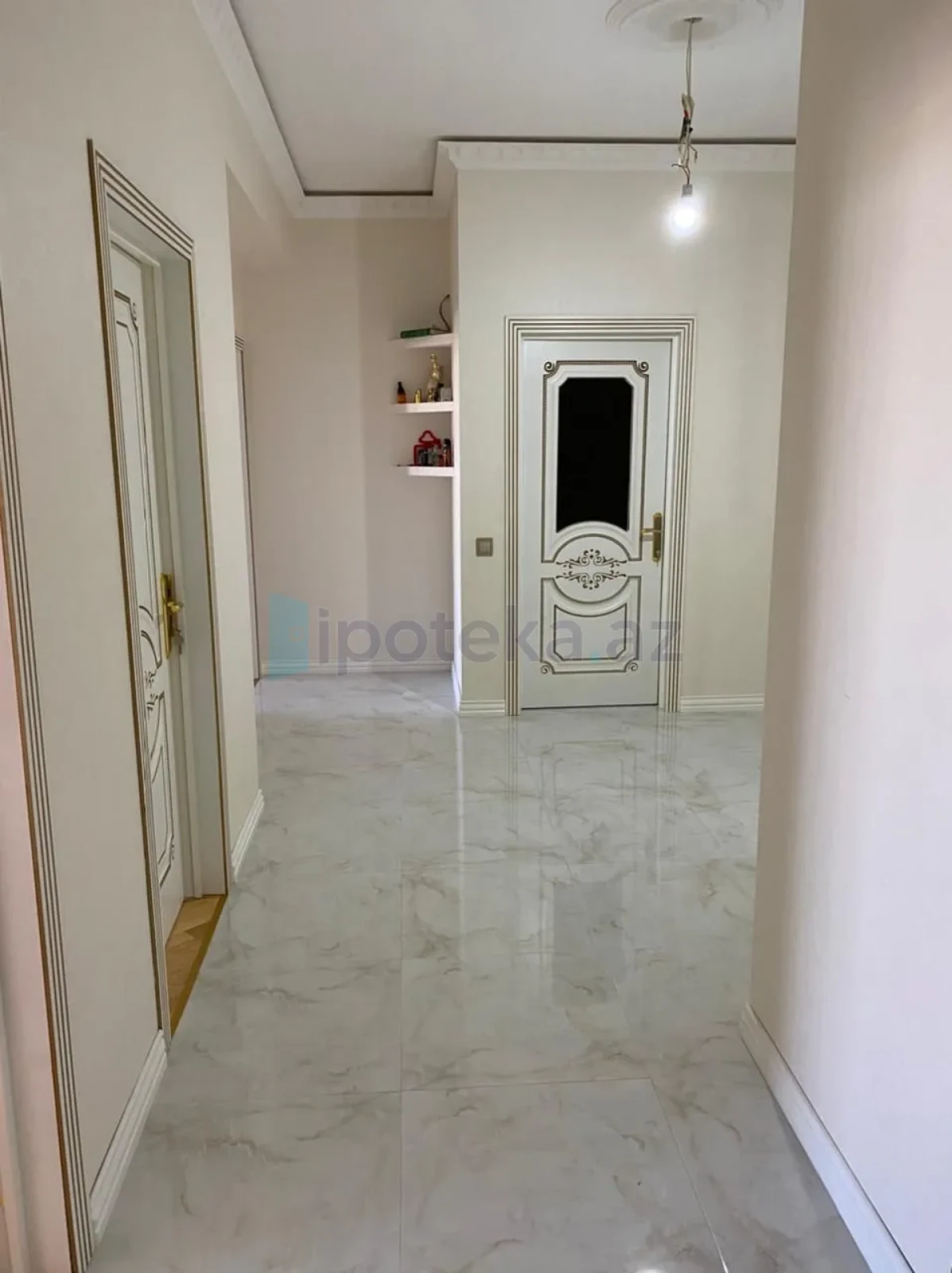 Satılır 3 otaqlı yeni tikili 110 m²