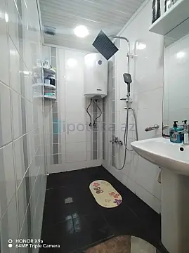 Satılır 2 otaqlı köhnə tikili 48 m²