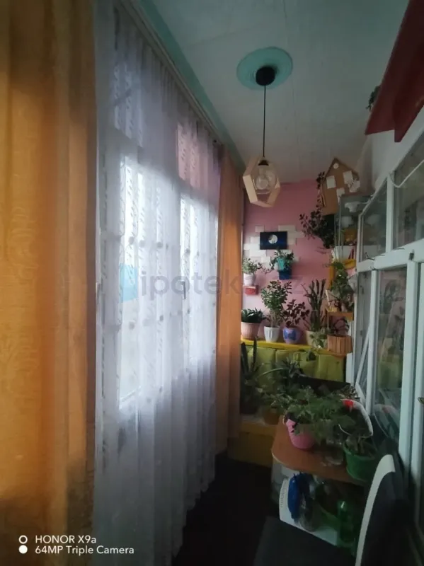 Satılır 2 otaqlı köhnə tikili 48 m²