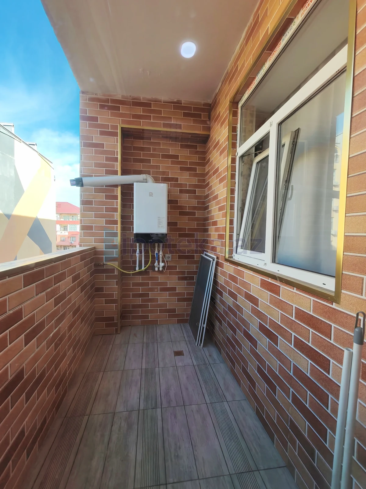 Satılır 2 otaqlı yeni tikili 78 m²