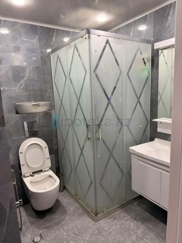 Satılır 3 otaqlı yeni tikili 77 m²