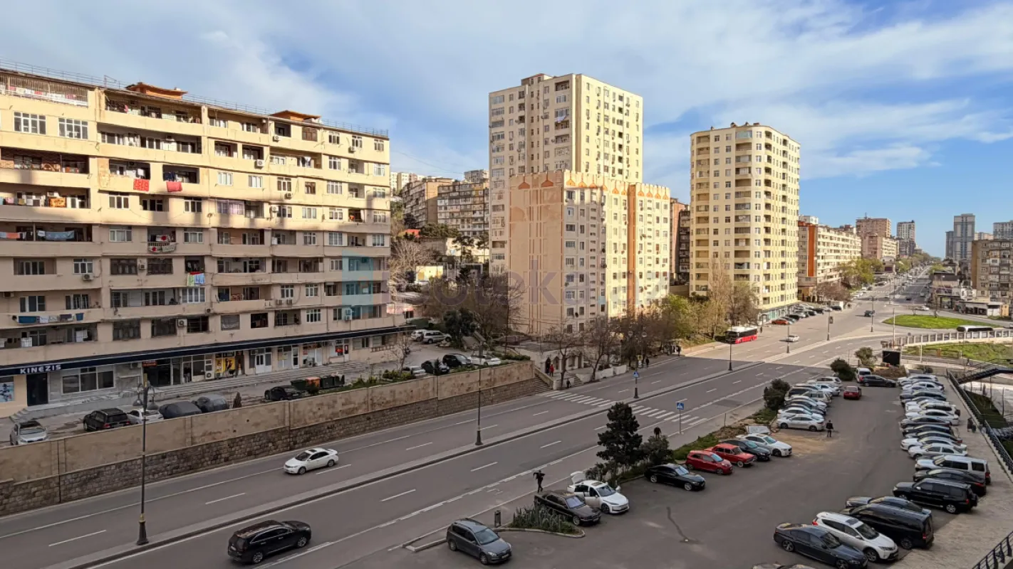 Satılır 2 otaqlı yeni tikili 76 m²