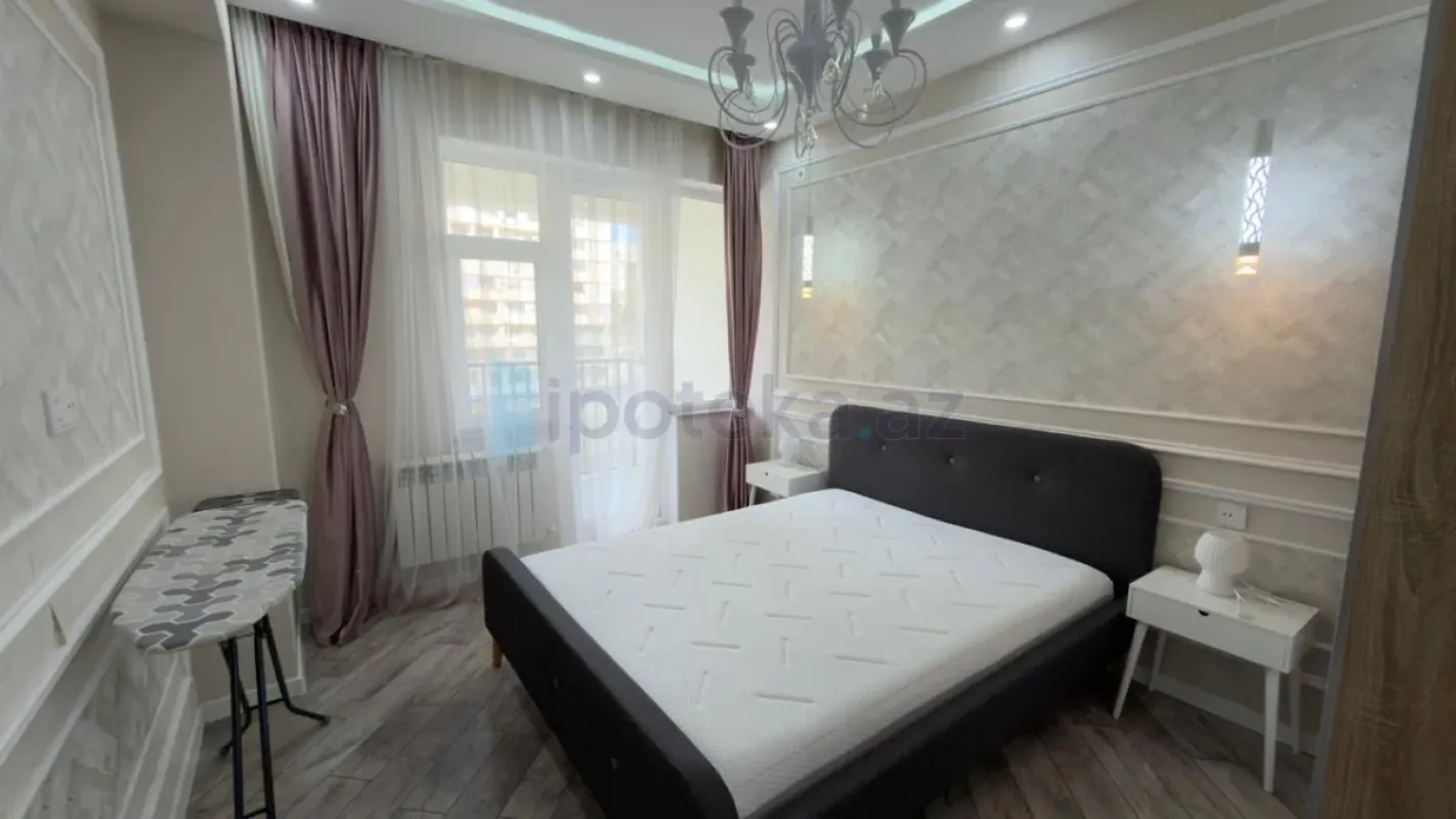 Satılır 2 otaqlı yeni tikili 76 m²