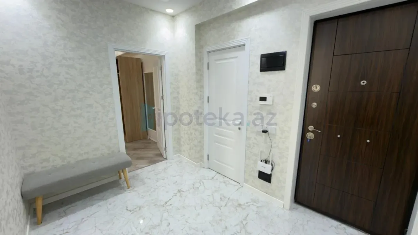 Satılır 2 otaqlı yeni tikili 76 m²