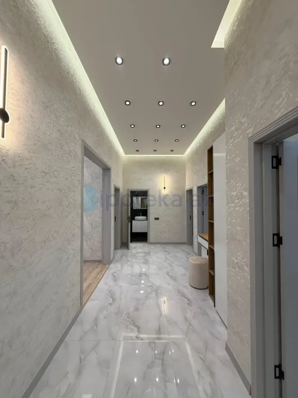 Satılır 4 otaqlı mənzil 150 m²