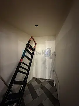 Satılır 4 otaqlı mənzil 150 m²