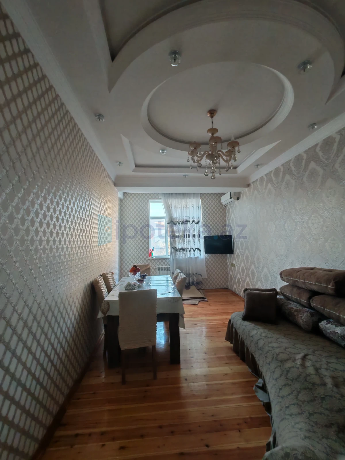 Satılır 3 otaqlı yeni tikili 90 m²