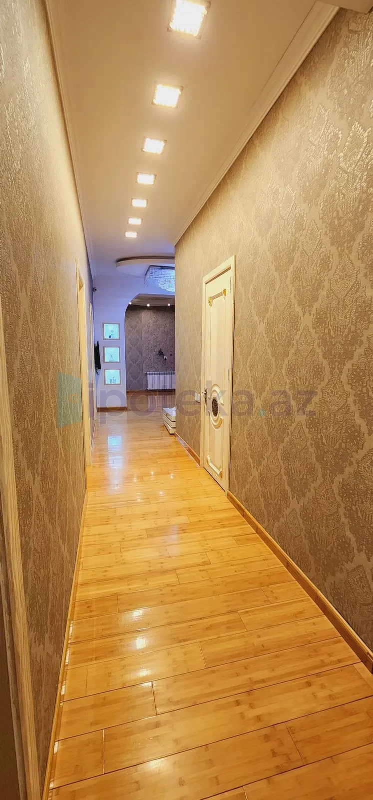 Satılır 3 otaqlı yeni tikili 140 m²