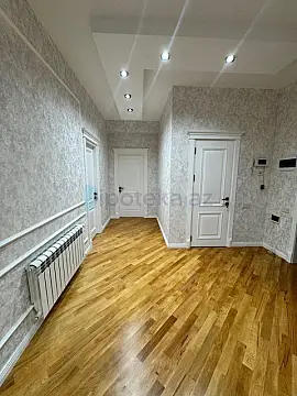 Satılır 4 otaqlı yeni tikili 165 m²