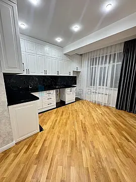 Satılır 4 otaqlı yeni tikili 165 m²