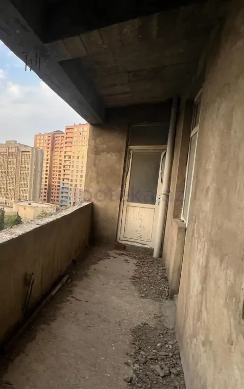 Satılır 4 otaqlı yeni tikili 185 m²