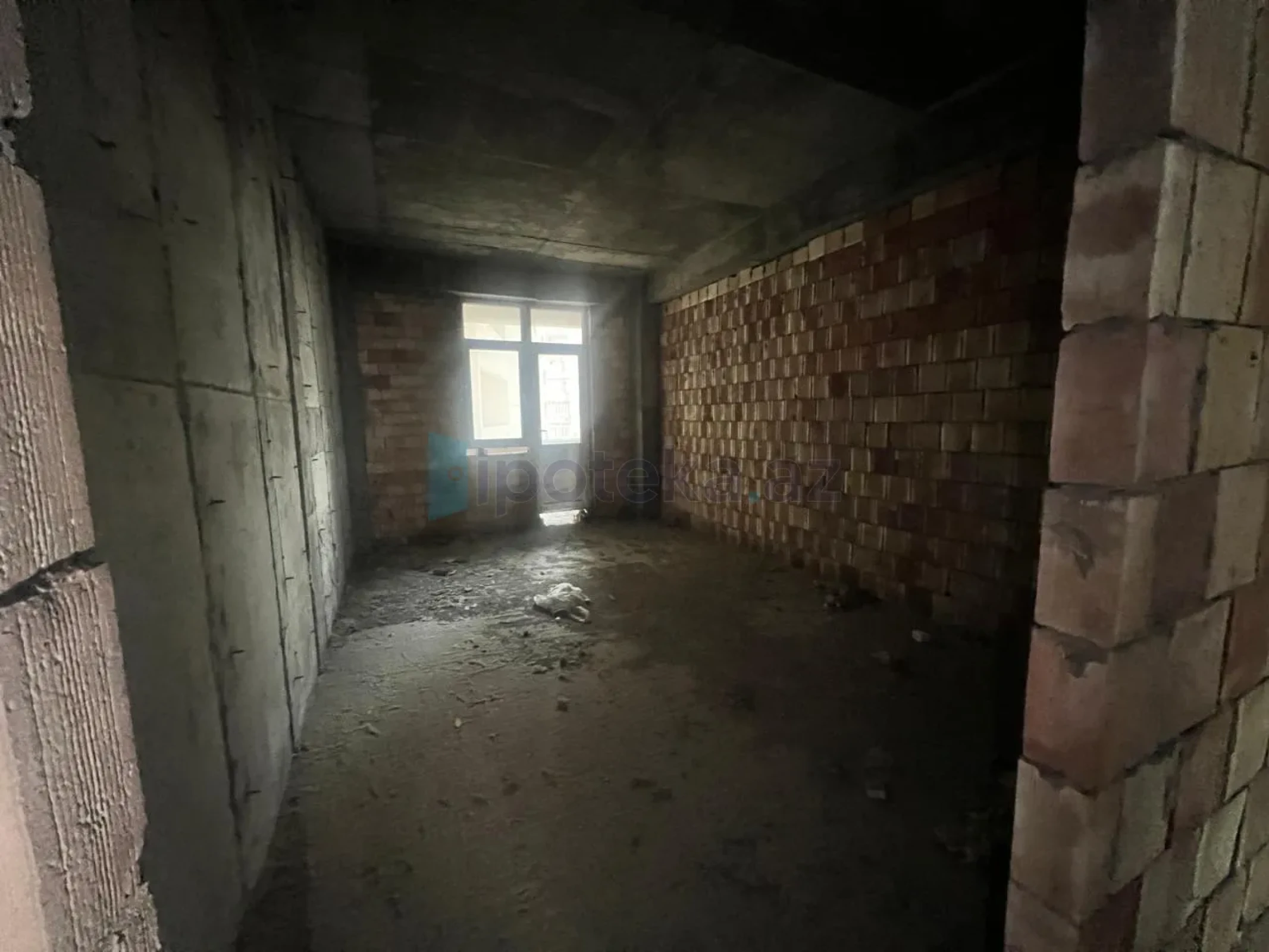 Satılır 4 otaqlı yeni tikili 185 m²