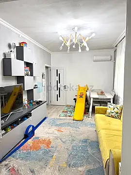 Satılır 2 otaqlı köhnə tikili 43 m² — Bakı, Yeni Günəşli 2 otaq 43.00 m²