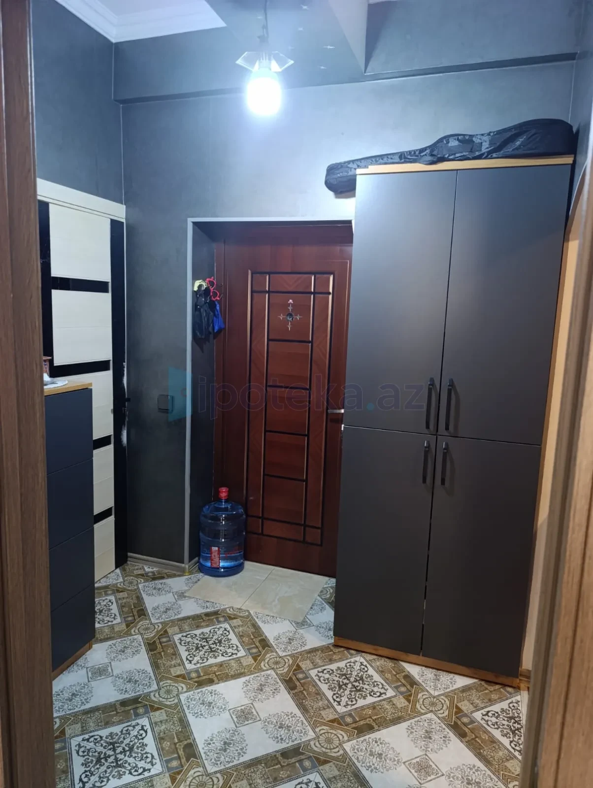 Satılır 2 otaqlı yeni tikili 50 m²