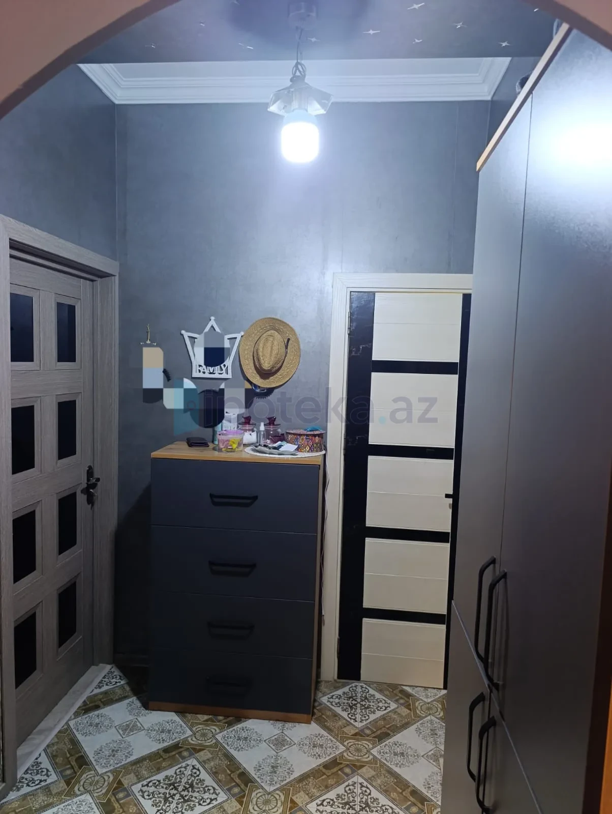 Satılır 2 otaqlı yeni tikili 50 m²