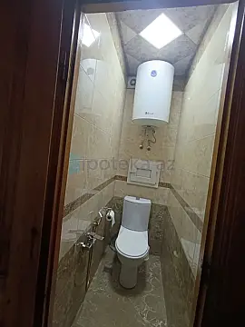 Satılır 5 otaqlı köhnə tikili 120 m²