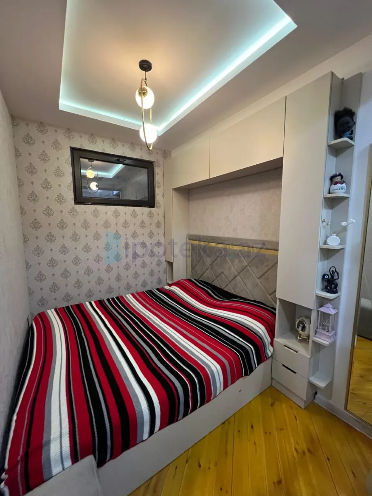 Satılır 2 otaqlı yeni tikili 69 m²