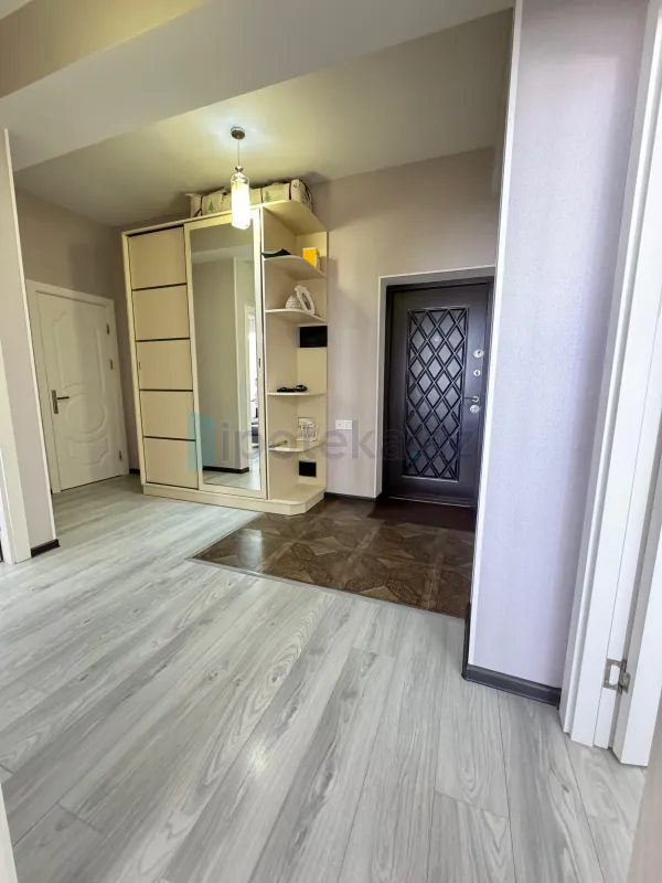Satılır 2 otaqlı yeni tikili 82 m²