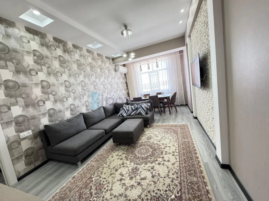 Satılır 2 otaqlı yeni tikili 82 m²