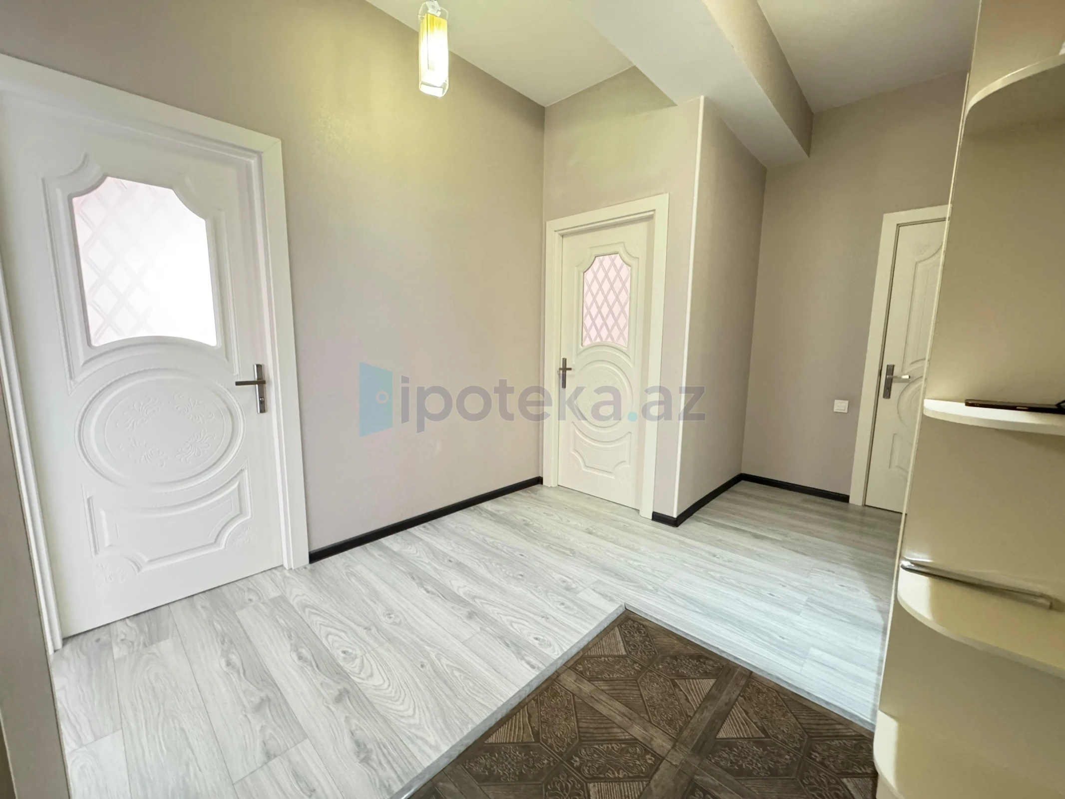 Satılır 2 otaqlı yeni tikili 82 m²